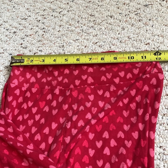 LuLaRoe Leggings Womens OS Red Pink Heart Pattern Valentine’s Day love like new - Picture 4 of 10
